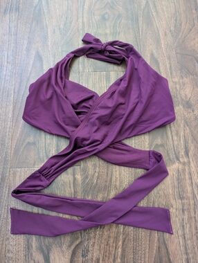 Athleta 34B/C Bikini Wrap Halter Top - Plum Purple Bra Support Like New